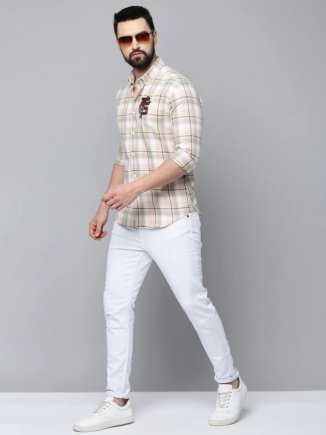 Men Beige Checked Comfort Fit Long Sleeves Cotton Casual Shirt
